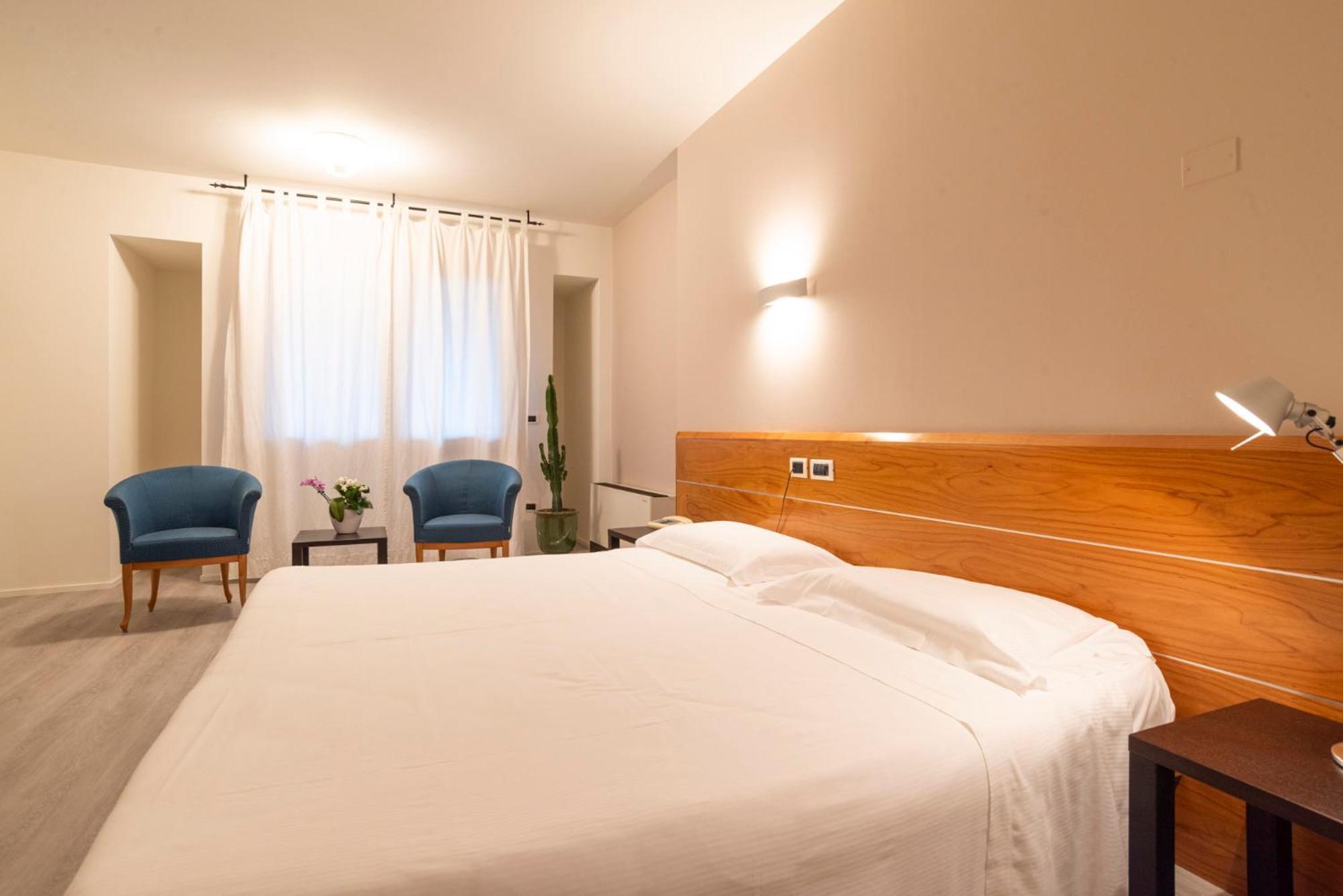 Ca' Delle Rose Hotel Castelfranco Veneto Buitenkant foto