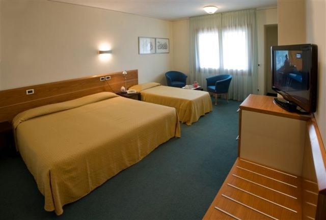 Ca' Delle Rose Hotel Castelfranco Veneto Buitenkant foto