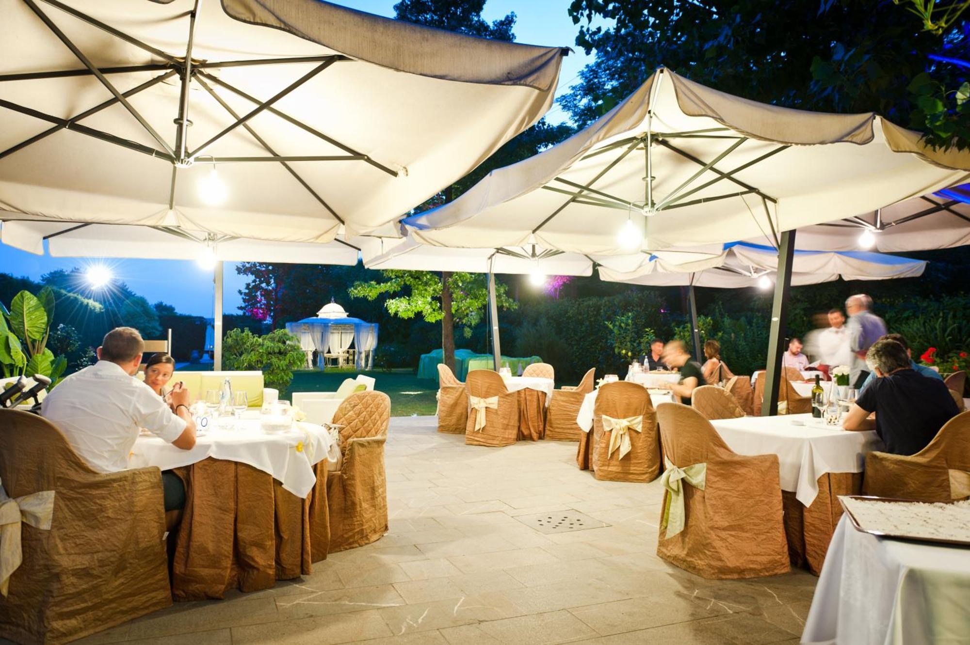 Ca' Delle Rose Hotel Castelfranco Veneto Buitenkant foto